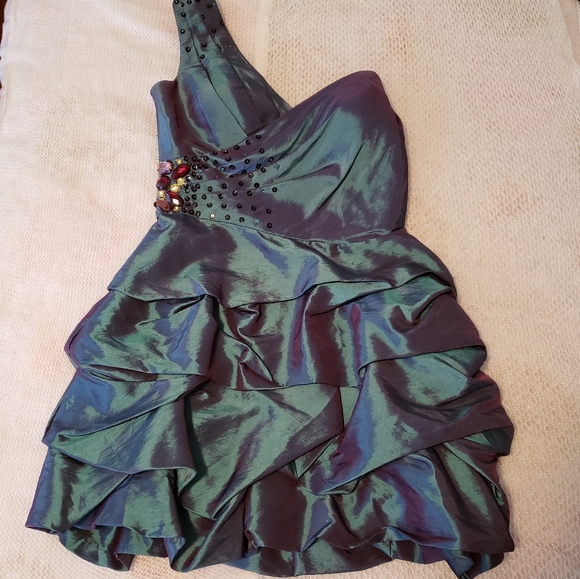 Roberta Ruffled Metallic Dress - Picture 2 of 4